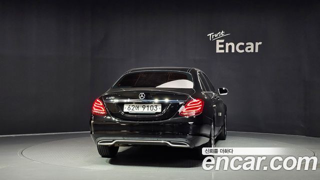 Mercedes-Benz C-Class из Кореи Encar