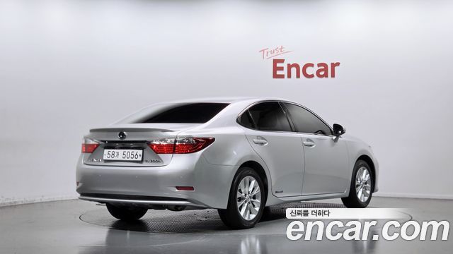 Lexus ES Supreme XV60 — пробег 95 368 км — фото 2 из 5