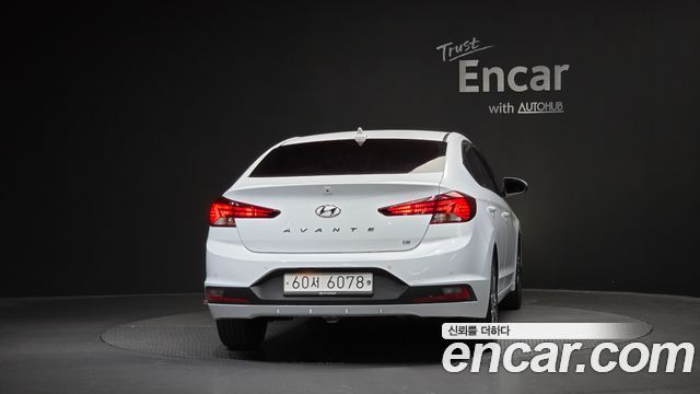 Hyundai AVANTE 1.6 Style — пробег 74 662 км — фото 4 из 5