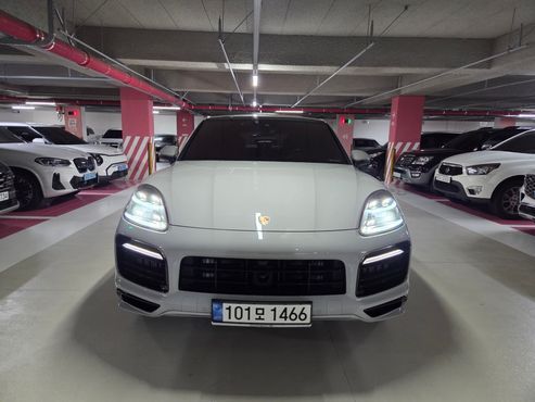 Porsche Cayenne 3.0 COUPE PLATINUM EDITION — пробег 53 000 км — фото 1 из 5