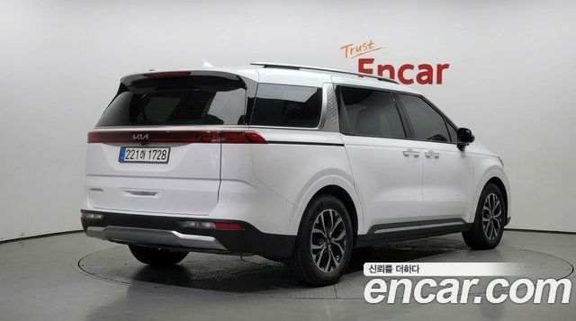 Kia Carnival Gasoline 9-Seater Noblesse — пробег 106 390 км — фото 2 из 5