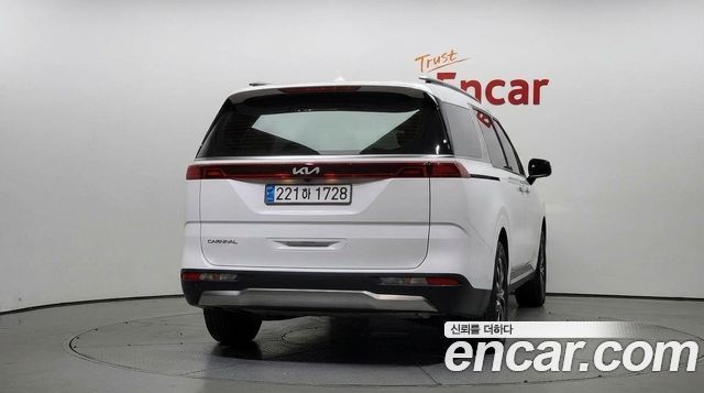 Kia Carnival Gasoline 9-Seater Noblesse — пробег 106 390 км — фото 4 из 5