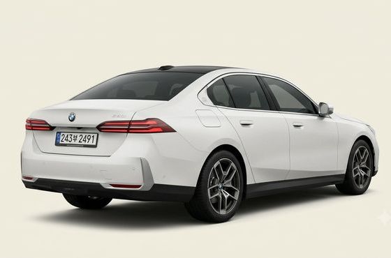 BMW 5-Series 530i xDrive — пробег 7 952 км — фото 3 из 5