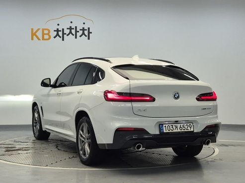 BMW X4 xDrive20d M Sport — пробег 61 186 км — фото 2 из 5