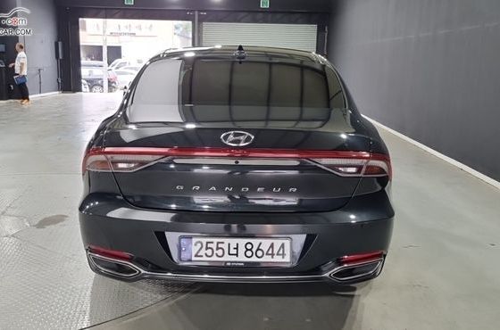 Hyundai Grandeur 2.5 Premium — пробег 134 819 км — фото 4 из 5