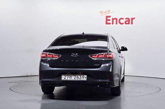 Hyundai Sonata 2.0 Plug-in HEV Premium — пробег 87 928 км — фото 4 из 5