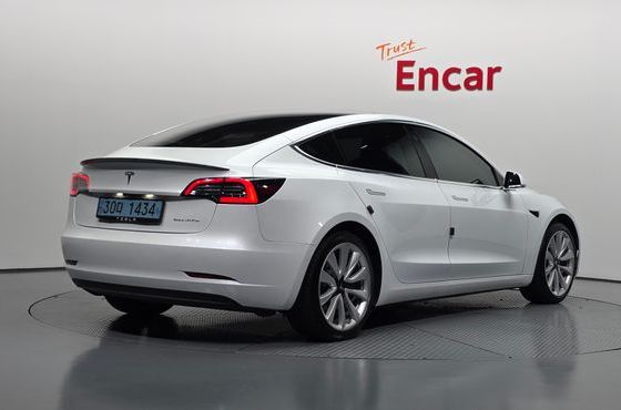 Tesla Model 3 Long Range AWD — пробег 51 829 км — фото 2 из 5