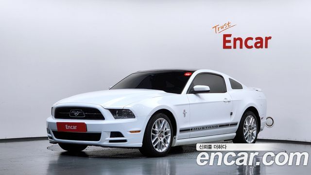 Ford Mustang Coupe — пробег 144 443 км — фото 1 из 5