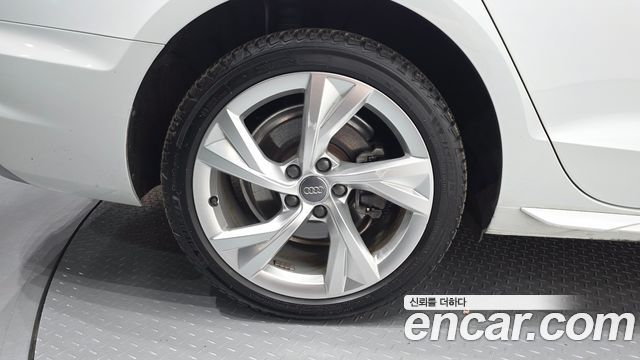Audi A4 из Кореи Encar