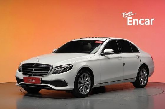 Mercedes-Benz E-Class E300 Exclusive — пробег 41 712 км — фото 1 из 5