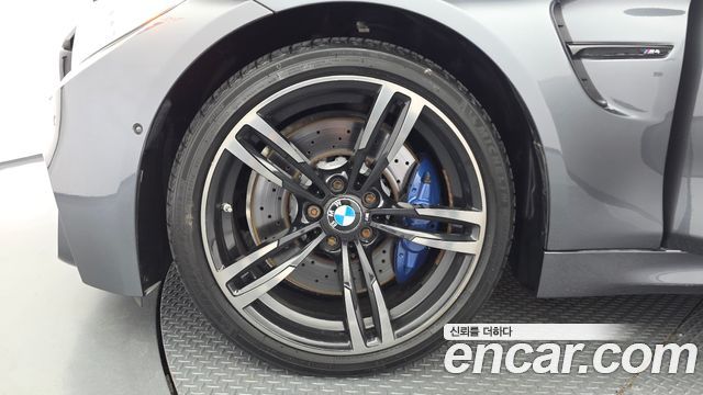 BMW M4 M4 Convertible — пробег 97 717 км — фото 5 из 5