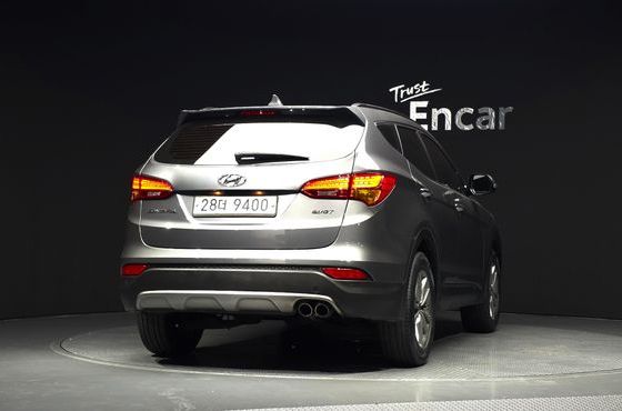 Hyundai Santafe Diesel(e-VGT) 2.0 2WD Premium — пробег 191 030 км — фото 4 из 5