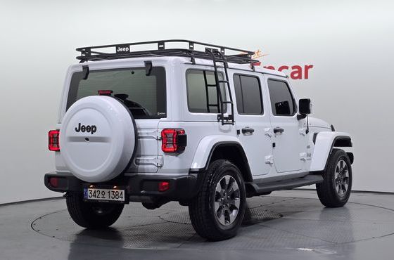 Jeep Wrangler 2.0 Overland 4Door — пробег 99 687 км — фото 2 из 5
