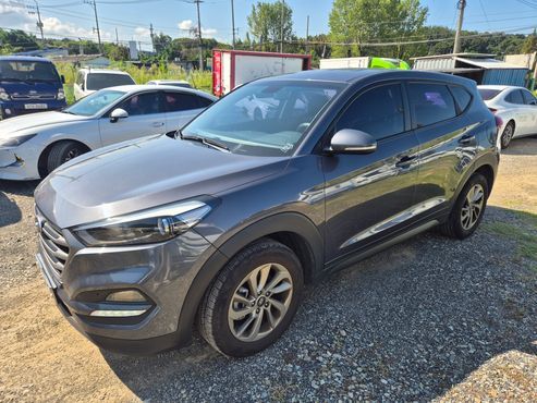 Hyundai Tucson Diesel 2.0 2WD Modern — пробег 286 000 км — фото 2 из 5