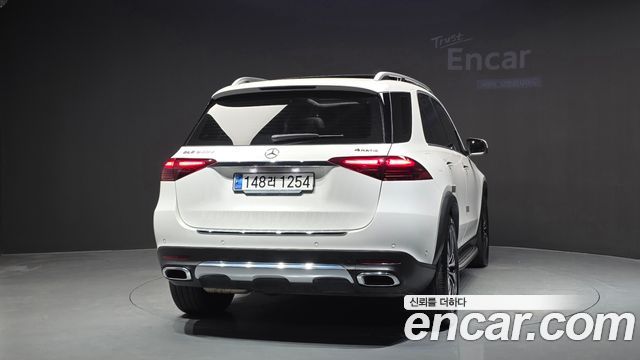 Mercedes-Benz GLE-Class GLE300d 4MATIC — пробег 110 643 км — фото 4 из 5