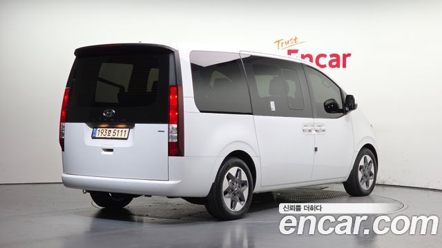 Hyundai Staria из Кореи Encar