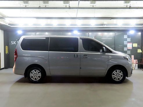 Hyundai Starex Van 3-Seater Smart — пробег 85 054 км — фото 3 из 5