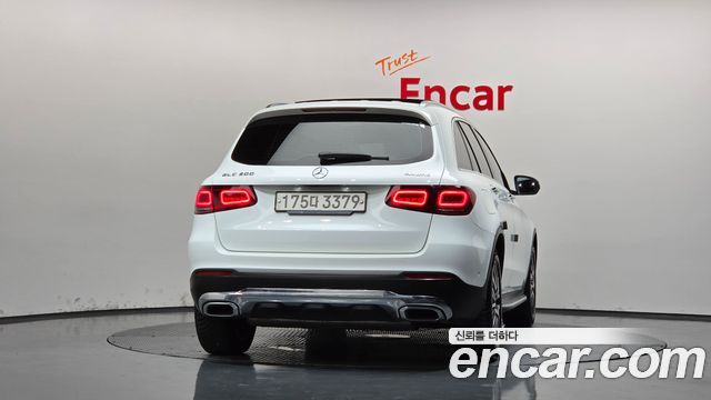 Mercedes-Benz GLC-Class GLC300 4MATIC — пробег 50 553 км — фото 4 из 5