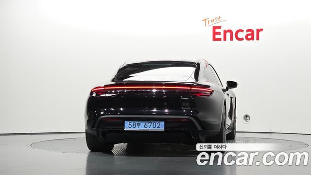 Porsche Taycan из Кореи Encar