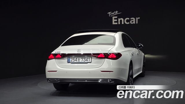 Mercedes-Benz E-Class из Кореи Encar