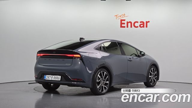 Toyota Prius из Кореи Encar
