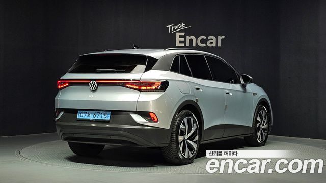 Volkswagen ID.4 Pro — пробег 61 586 км — фото 2 из 5