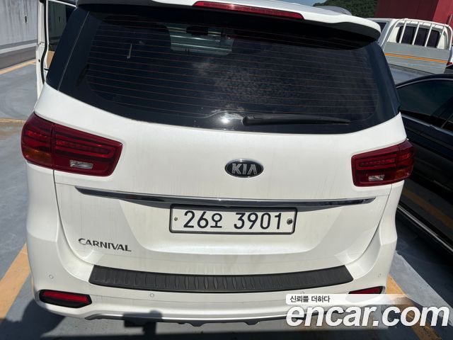 Kia Carnival Gasoline 9-Seater Noblesse Special — пробег 147 998 км — фото 4 из 5