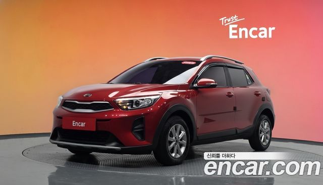 Kia Stonic 1.4 Deluxe — пробег 107 632 км — фото 1 из 5