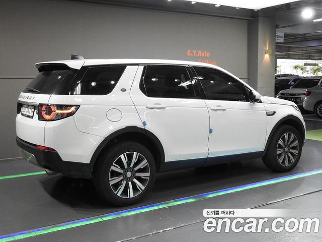 Land Rover Discovery Sport 2.0 TD4 HSE Luxury — пробег 201 251 км — фото 2 из 5
