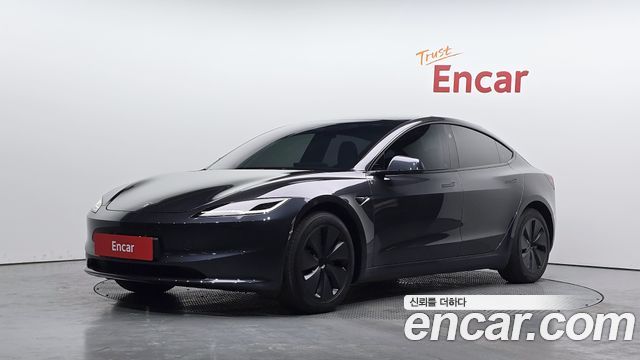 Tesla Model 3 RWD — пробег 17 728 км — фото 1 из 5