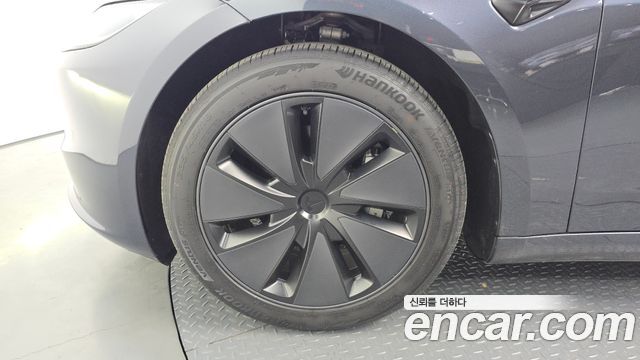 Tesla Model 3 RWD — пробег 17 728 км — фото 5 из 5