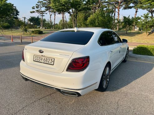 Kia K9 3.3 T-GDI AWD MastersⅢ — пробег 190 000 км — фото 4 из 5