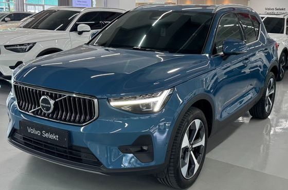Volvo XC40 B4 Ultra Bright — пробег 20 018 км — фото 1 из 5