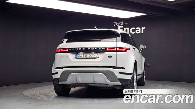 Land Rover Range Rover Evoque D150 S — пробег 92 980 км — фото 4 из 5