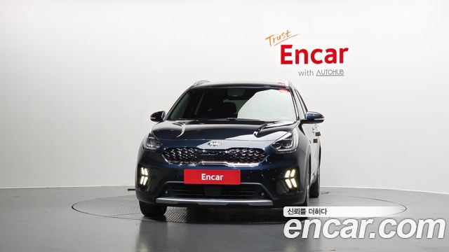 Kia Niro 1.6 HEV Noblesse Special — пробег 111 401 км — фото 3 из 5