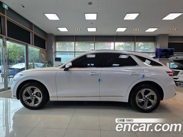 Genesis GV70 2.5T Gasoline AWD — пробег 4 458 км — фото 3 из 5
