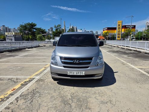 Hyundai Starex 4WD 11-Seater Wagon CVX premium — пробег 170 000 км — фото 1 из 5
