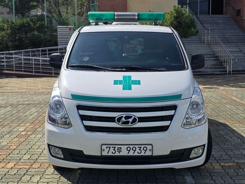 Hyundai Starex Ambulance — пробег 9 870 км — фото 2 из 5