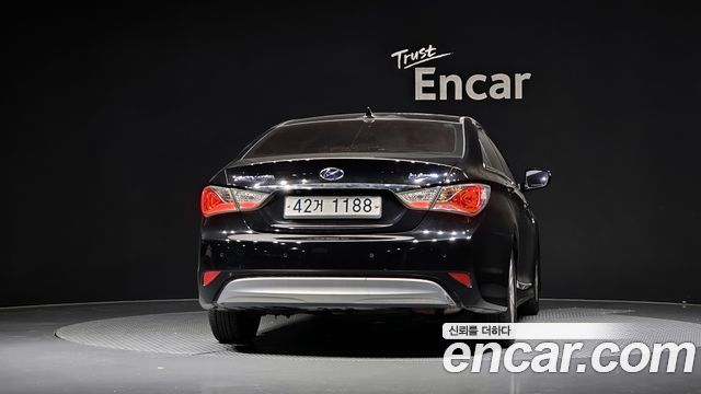 Hyundai Sonata 2.0 Modern — пробег 138 285 км — фото 4 из 5