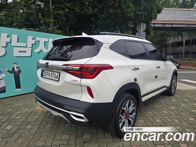 Kia Seltos из Кореи Encar