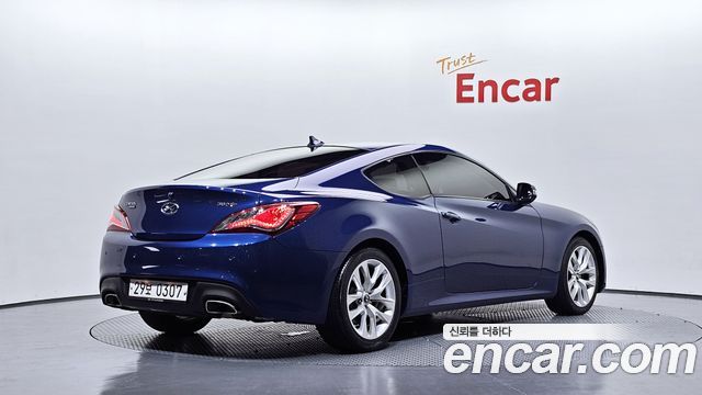 Hyundai Genesis из Кореи Encar