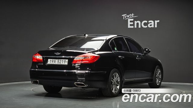 Hyundai Genesis из Кореи Encar