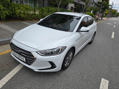 Hyundai AVANTE 1.6 GDI Modern — пробег 67 736 км — фото 1 из 5