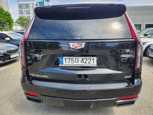 Cadillac Escalade 6.2 ESV ESV Premium Luxury Platinum — пробег 40 000 км — фото 4 из 5