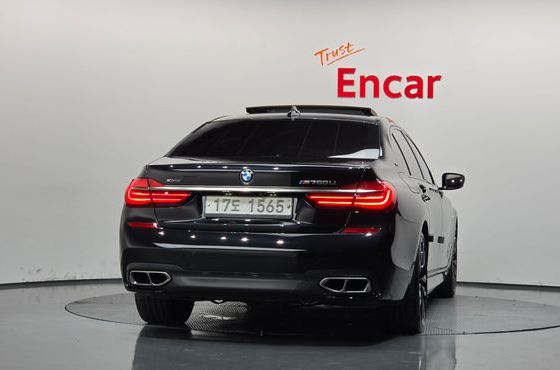 BMW 7-Series M760Li xDrive — пробег 101 266 км — фото 4 из 5