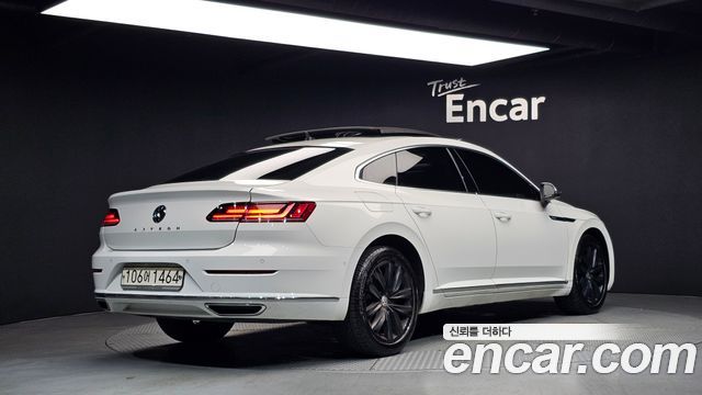 Volkswagen Arteon 2.0 TDI Prestige — пробег 241 379 км — фото 2 из 5