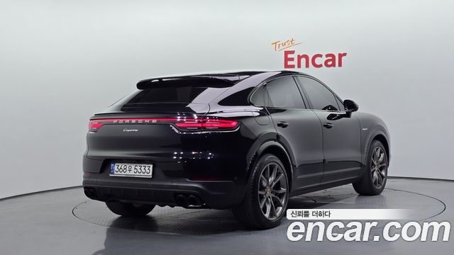 Porsche Cayenne 3.0 E-Hybrid Coupe — пробег 102 427 км — фото 2 из 5