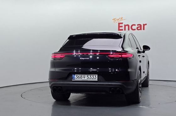 Porsche Cayenne 3.0 E-Hybrid Coupe — пробег 102 427 км — фото 4 из 5