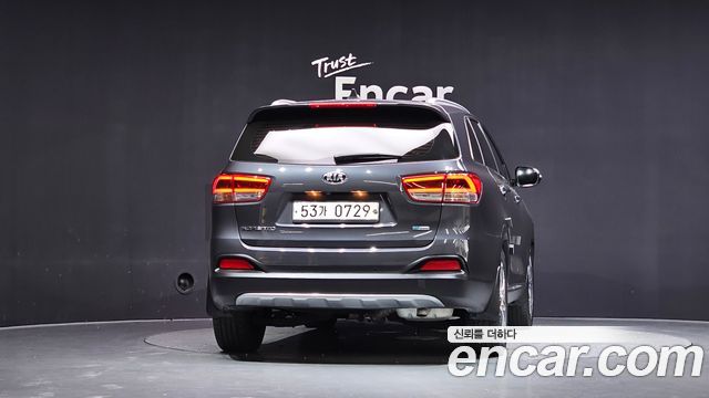 Kia Sorento из Кореи Encar