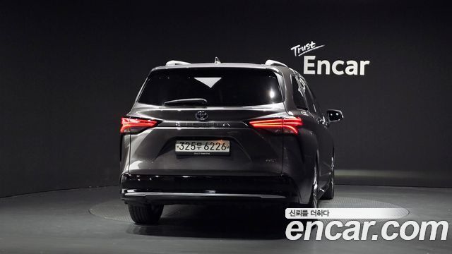 Toyota Sienna из Кореи Encar